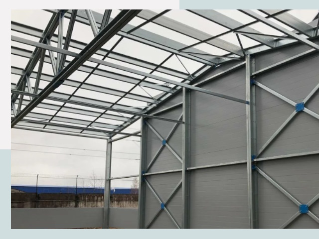 Каркасные ангары от СтальСтрой-Мтщ по цене от 609 руб.