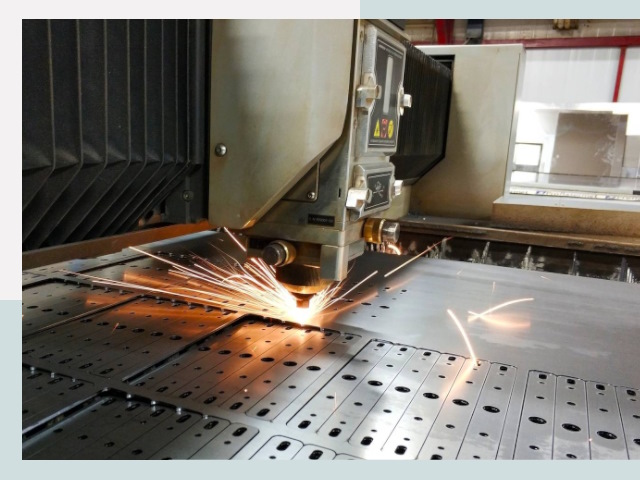 Лазерная резка металла в Мытищах от 609 руб.
